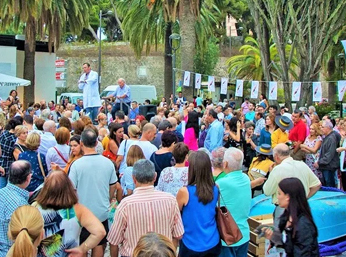 Subasta tradicional a voz en explanadas